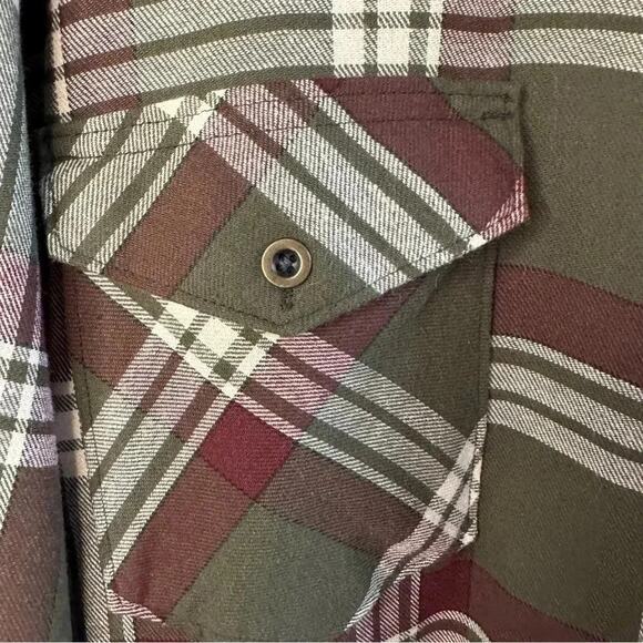 Wrangler plaid shirt, green and brown in Lake new condition says 2X - Picture 4 of 5